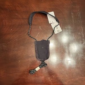 Lululemon Hold On Lanyard NWT Black